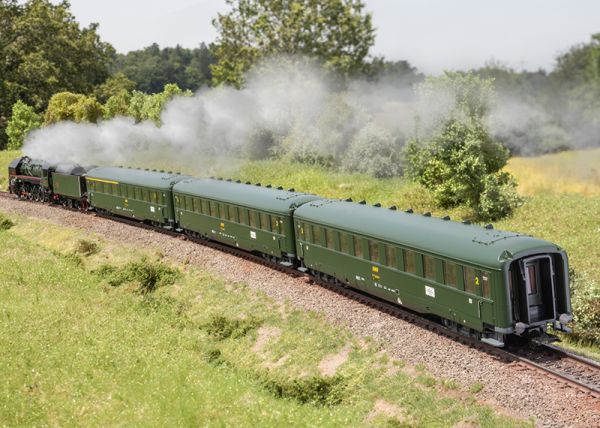 Personenwagen-Set SNCF