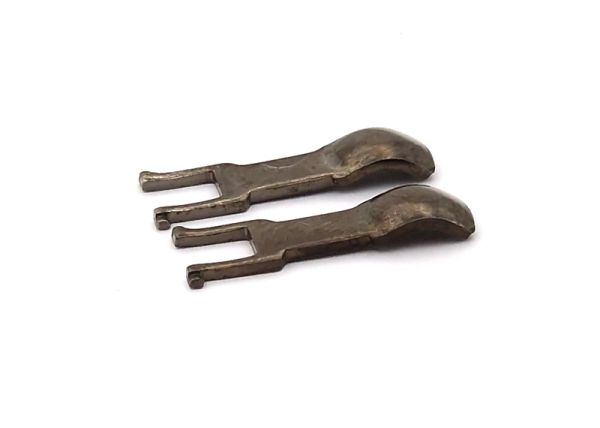 Center Pickup Shoe 2 pcs