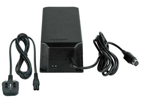Schaltnetzteil 110 VA, 220-240 Volt, UK